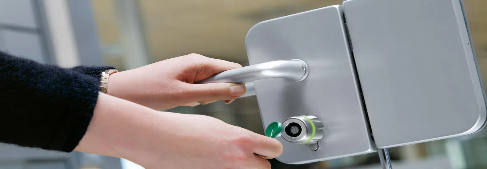 Mantua Township Locksmith  Mantua Township, NJ 856-454-9527 - push-bars